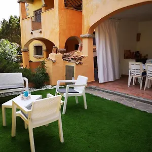 Apartment Insardinia House Trilocale A 200mt Dalla, Olbia